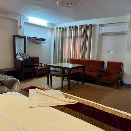 Hotel Silver Jubilee Katmandou Extérieur photo