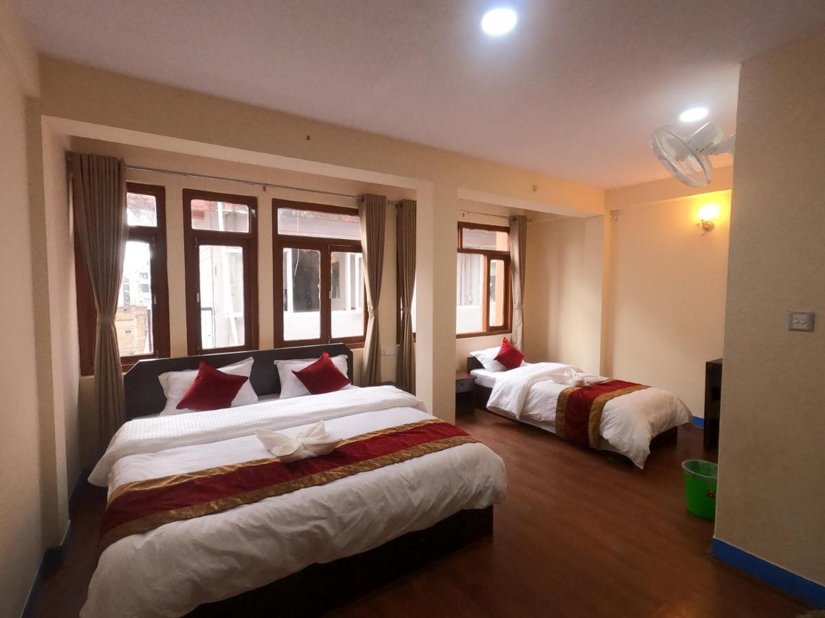 Hotel Silver Jubilee Katmandou Extérieur photo